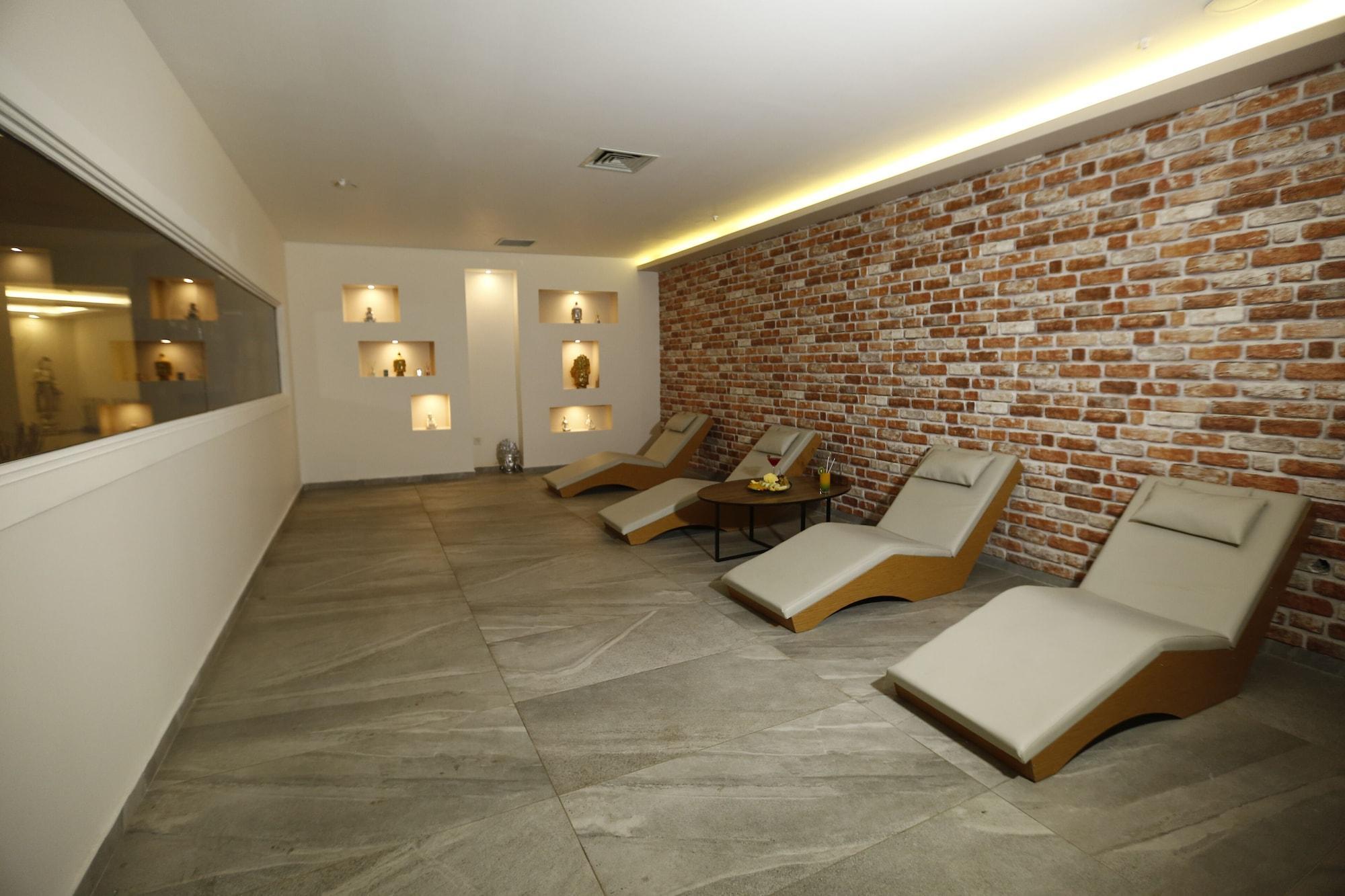 Noax Hotel Мерсин Экстерьер фото